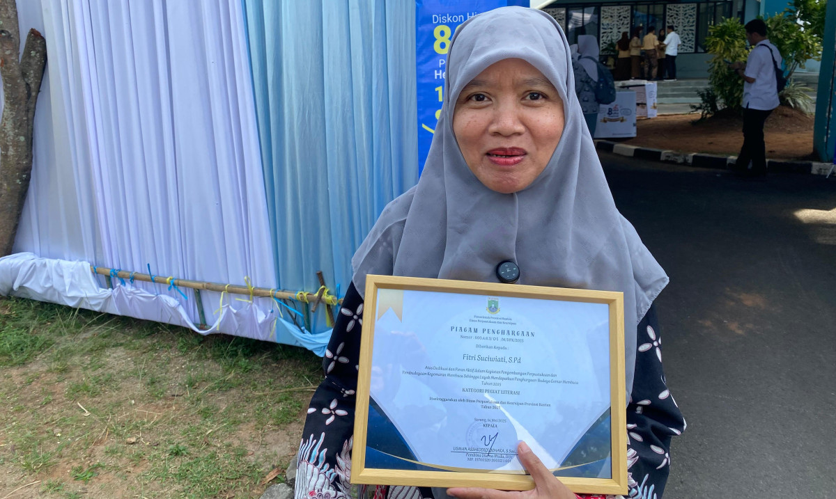 Fitri Suciawati, Pegiat Literasi Asal Pandeglang Dorong Siswa Jadi Pembaca Aktif dengan Metode Ini